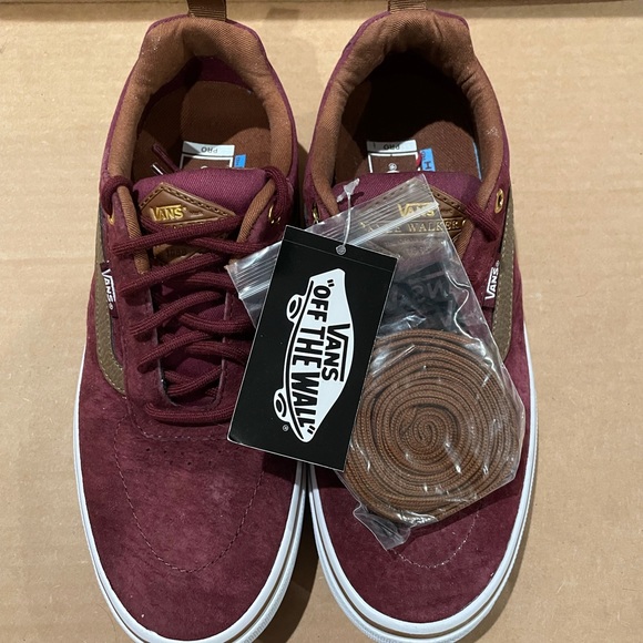 Vans Low Tops Size 6.5 Men's NEW IN BOX - Picture 2 of 5